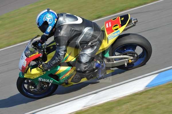 Motorcycle action photographs;Trackday digital images;donington;donington park leicestershire;donington photographs;event digital images;eventdigitalimages;no limits trackday;peter wileman photography;trackday;trackday photos