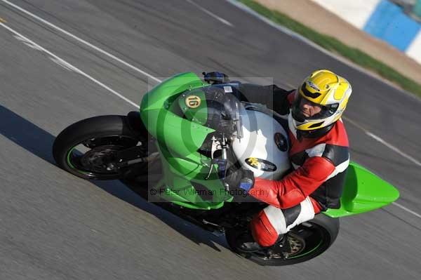 Motorcycle action photographs;Trackday digital images;donington;donington park leicestershire;donington photographs;event digital images;eventdigitalimages;no limits trackday;peter wileman photography;trackday;trackday photos