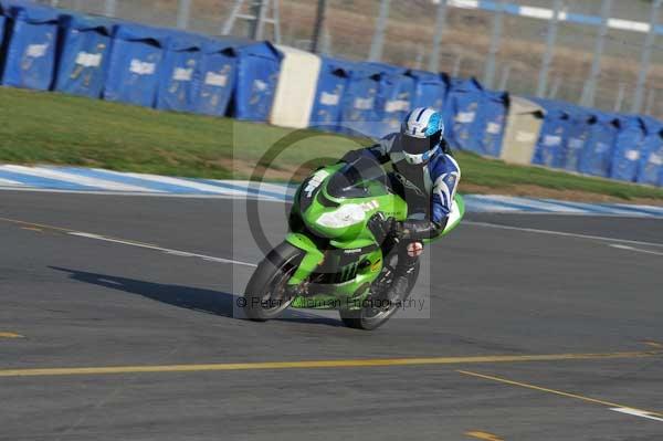 Motorcycle action photographs;Trackday digital images;donington;donington park leicestershire;donington photographs;event digital images;eventdigitalimages;no limits trackday;peter wileman photography;trackday;trackday photos