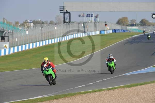 Motorcycle action photographs;Trackday digital images;donington;donington park leicestershire;donington photographs;event digital images;eventdigitalimages;no limits trackday;peter wileman photography;trackday;trackday photos