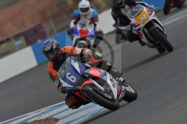 Motorcycle action photographs;Trackday digital images;donington;donington park leicestershire;donington photographs;event digital images;eventdigitalimages;no limits trackday;peter wileman photography;trackday;trackday photos