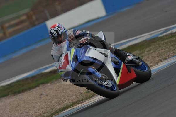 Motorcycle action photographs;Trackday digital images;donington;donington park leicestershire;donington photographs;event digital images;eventdigitalimages;no limits trackday;peter wileman photography;trackday;trackday photos