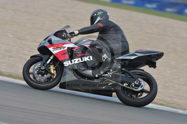 Motorcycle action photographs;Trackday digital images;donington;donington park leicestershire;donington photographs;event digital images;eventdigitalimages;no limits trackday;peter wileman photography;trackday;trackday photos