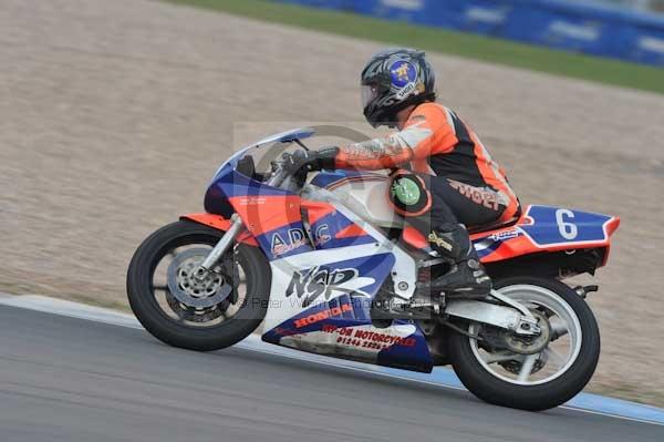 Motorcycle action photographs;Trackday digital images;donington;donington park leicestershire;donington photographs;event digital images;eventdigitalimages;no limits trackday;peter wileman photography;trackday;trackday photos