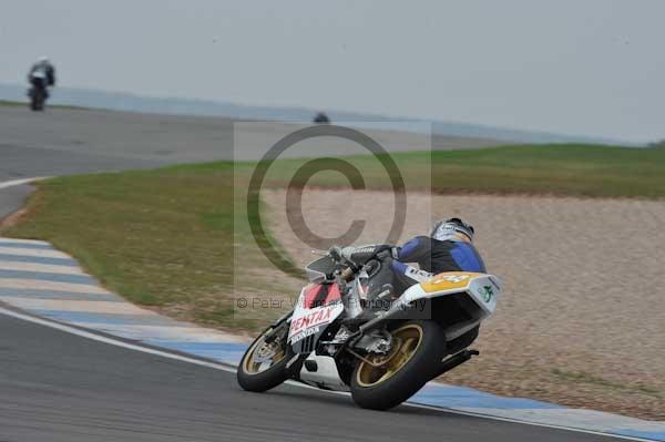 Motorcycle action photographs;Trackday digital images;donington;donington park leicestershire;donington photographs;event digital images;eventdigitalimages;no limits trackday;peter wileman photography;trackday;trackday photos