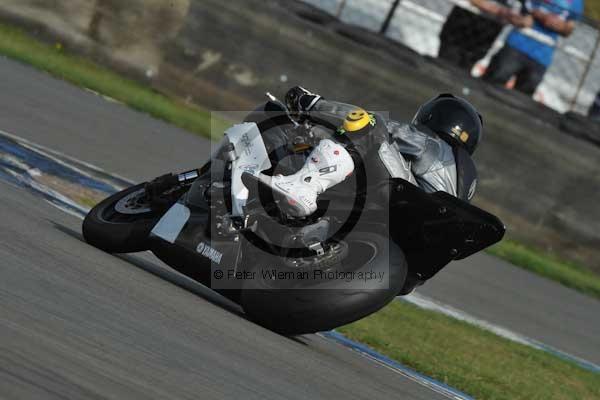 Motorcycle action photographs;Trackday digital images;donington;donington park leicestershire;donington photographs;event digital images;eventdigitalimages;no limits trackday;peter wileman photography;trackday;trackday photos