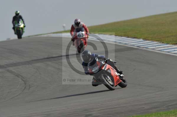 Motorcycle action photographs;Trackday digital images;donington;donington park leicestershire;donington photographs;event digital images;eventdigitalimages;no limits trackday;peter wileman photography;trackday;trackday photos