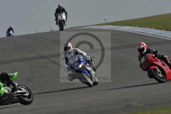 Motorcycle action photographs;Trackday digital images;donington;donington park leicestershire;donington photographs;event digital images;eventdigitalimages;no limits trackday;peter wileman photography;trackday;trackday photos