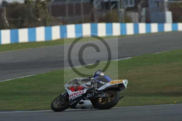 Motorcycle action photographs;Trackday digital images;donington;donington park leicestershire;donington photographs;event digital images;eventdigitalimages;no limits trackday;peter wileman photography;trackday;trackday photos
