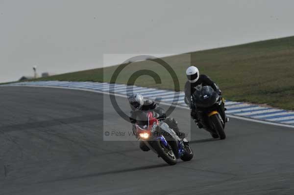 Motorcycle action photographs;Trackday digital images;donington;donington park leicestershire;donington photographs;event digital images;eventdigitalimages;no limits trackday;peter wileman photography;trackday;trackday photos