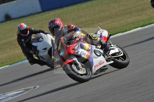 Motorcycle action photographs;Trackday digital images;donington;donington park leicestershire;donington photographs;event digital images;eventdigitalimages;no limits trackday;peter wileman photography;trackday;trackday photos