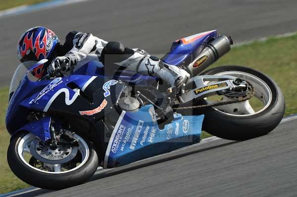 Motorcycle action photographs;Trackday digital images;donington;donington park leicestershire;donington photographs;event digital images;eventdigitalimages;no limits trackday;peter wileman photography;trackday;trackday photos