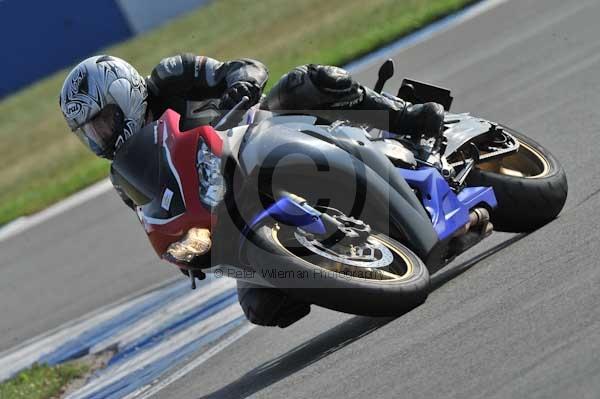 Motorcycle action photographs;Trackday digital images;donington;donington park leicestershire;donington photographs;event digital images;eventdigitalimages;no limits trackday;peter wileman photography;trackday;trackday photos