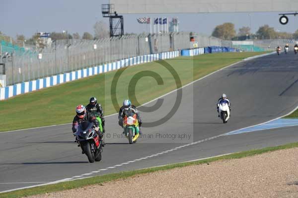 Motorcycle action photographs;Trackday digital images;donington;donington park leicestershire;donington photographs;event digital images;eventdigitalimages;no limits trackday;peter wileman photography;trackday;trackday photos