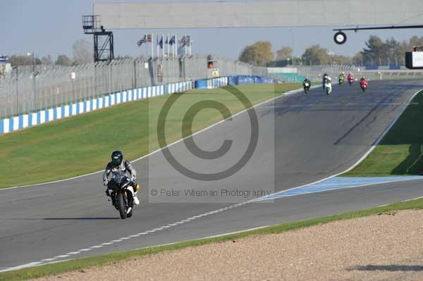 Motorcycle action photographs;Trackday digital images;donington;donington park leicestershire;donington photographs;event digital images;eventdigitalimages;no limits trackday;peter wileman photography;trackday;trackday photos