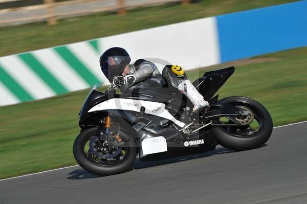 Motorcycle action photographs;Trackday digital images;donington;donington park leicestershire;donington photographs;event digital images;eventdigitalimages;no limits trackday;peter wileman photography;trackday;trackday photos