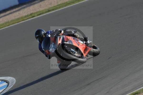 Motorcycle action photographs;Trackday digital images;donington;donington park leicestershire;donington photographs;event digital images;eventdigitalimages;no limits trackday;peter wileman photography;trackday;trackday photos
