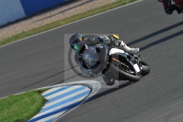 Motorcycle action photographs;Trackday digital images;donington;donington park leicestershire;donington photographs;event digital images;eventdigitalimages;no limits trackday;peter wileman photography;trackday;trackday photos