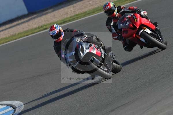 Motorcycle action photographs;Trackday digital images;donington;donington park leicestershire;donington photographs;event digital images;eventdigitalimages;no limits trackday;peter wileman photography;trackday;trackday photos