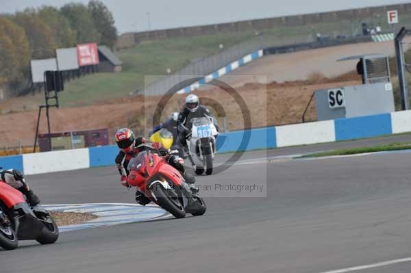Motorcycle action photographs;Trackday digital images;donington;donington park leicestershire;donington photographs;event digital images;eventdigitalimages;no limits trackday;peter wileman photography;trackday;trackday photos
