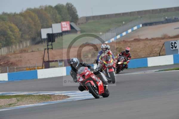 Motorcycle action photographs;Trackday digital images;donington;donington park leicestershire;donington photographs;event digital images;eventdigitalimages;no limits trackday;peter wileman photography;trackday;trackday photos