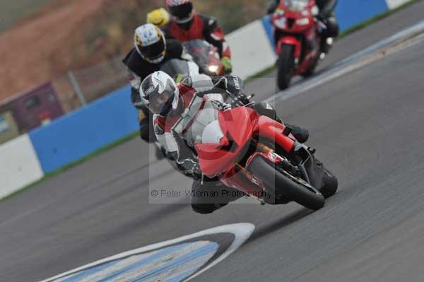 Motorcycle action photographs;Trackday digital images;donington;donington park leicestershire;donington photographs;event digital images;eventdigitalimages;no limits trackday;peter wileman photography;trackday;trackday photos