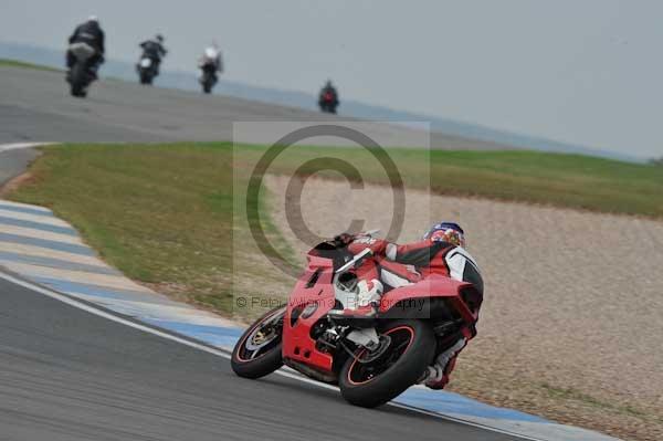 Motorcycle action photographs;Trackday digital images;donington;donington park leicestershire;donington photographs;event digital images;eventdigitalimages;no limits trackday;peter wileman photography;trackday;trackday photos