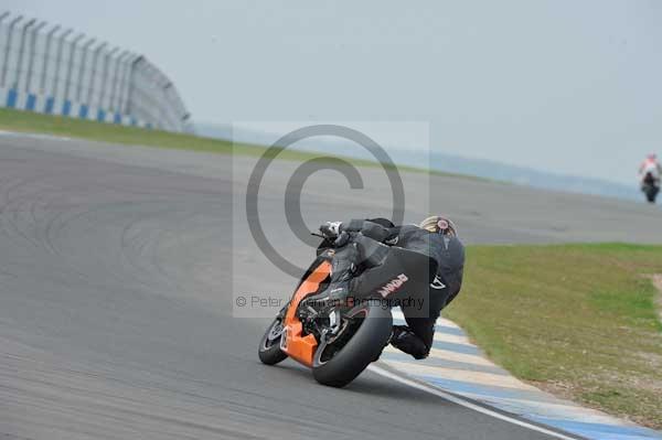Motorcycle action photographs;Trackday digital images;donington;donington park leicestershire;donington photographs;event digital images;eventdigitalimages;no limits trackday;peter wileman photography;trackday;trackday photos