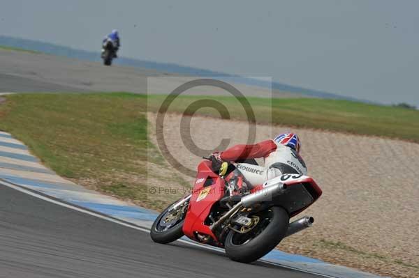Motorcycle action photographs;Trackday digital images;donington;donington park leicestershire;donington photographs;event digital images;eventdigitalimages;no limits trackday;peter wileman photography;trackday;trackday photos