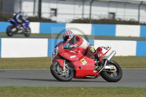 Motorcycle action photographs;Trackday digital images;donington;donington park leicestershire;donington photographs;event digital images;eventdigitalimages;no limits trackday;peter wileman photography;trackday;trackday photos