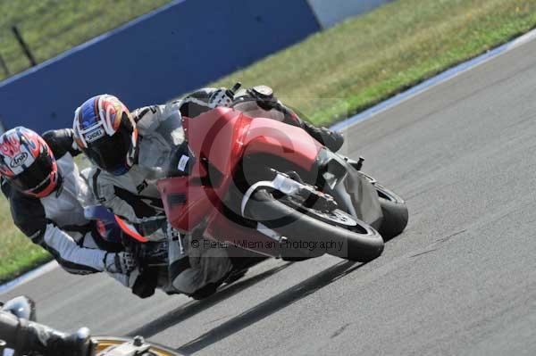 Motorcycle action photographs;Trackday digital images;donington;donington park leicestershire;donington photographs;event digital images;eventdigitalimages;no limits trackday;peter wileman photography;trackday;trackday photos