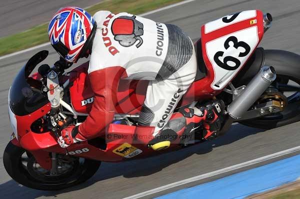 Motorcycle action photographs;Trackday digital images;donington;donington park leicestershire;donington photographs;event digital images;eventdigitalimages;no limits trackday;peter wileman photography;trackday;trackday photos