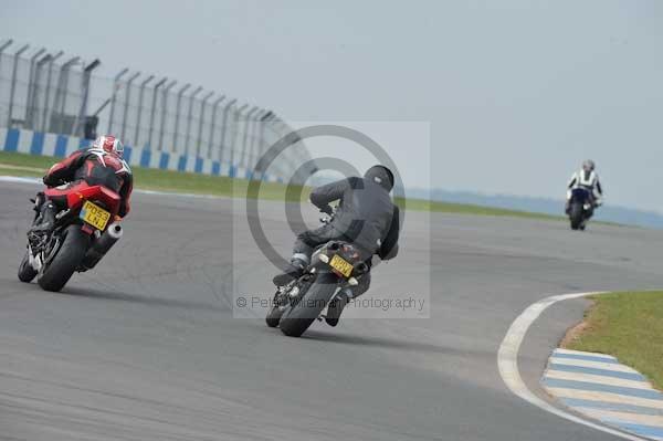 Motorcycle action photographs;Trackday digital images;donington;donington park leicestershire;donington photographs;event digital images;eventdigitalimages;no limits trackday;peter wileman photography;trackday;trackday photos