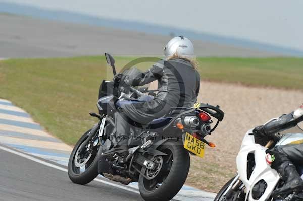 Motorcycle action photographs;Trackday digital images;donington;donington park leicestershire;donington photographs;event digital images;eventdigitalimages;no limits trackday;peter wileman photography;trackday;trackday photos