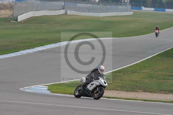 Motorcycle action photographs;Trackday digital images;donington;donington park leicestershire;donington photographs;event digital images;eventdigitalimages;no limits trackday;peter wileman photography;trackday;trackday photos