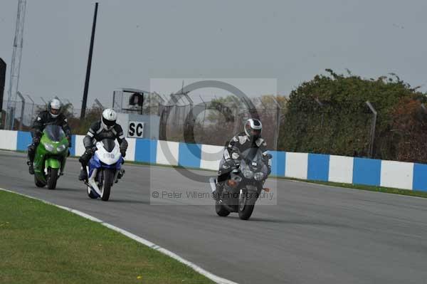 Motorcycle action photographs;Trackday digital images;donington;donington park leicestershire;donington photographs;event digital images;eventdigitalimages;no limits trackday;peter wileman photography;trackday;trackday photos