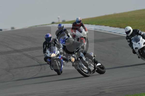 Motorcycle action photographs;Trackday digital images;donington;donington park leicestershire;donington photographs;event digital images;eventdigitalimages;no limits trackday;peter wileman photography;trackday;trackday photos