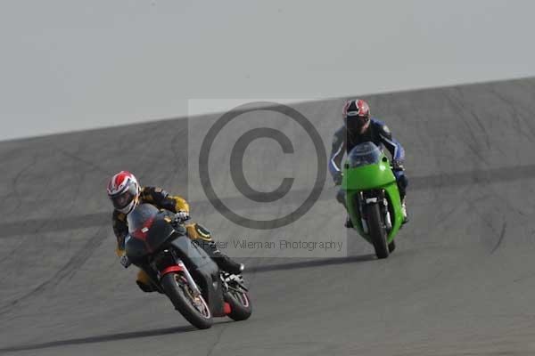 Motorcycle action photographs;Trackday digital images;donington;donington park leicestershire;donington photographs;event digital images;eventdigitalimages;no limits trackday;peter wileman photography;trackday;trackday photos