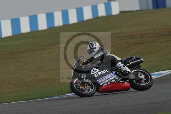 Motorcycle action photographs;Trackday digital images;donington;donington park leicestershire;donington photographs;event digital images;eventdigitalimages;no limits trackday;peter wileman photography;trackday;trackday photos