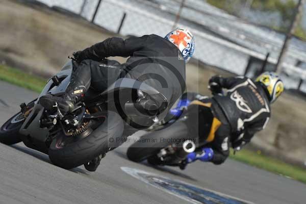 Motorcycle action photographs;Trackday digital images;donington;donington park leicestershire;donington photographs;event digital images;eventdigitalimages;no limits trackday;peter wileman photography;trackday;trackday photos