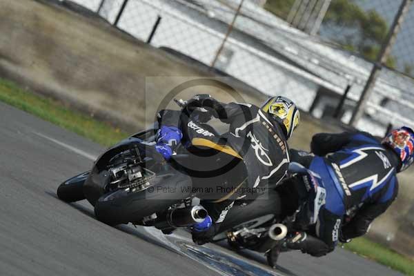 Motorcycle action photographs;Trackday digital images;donington;donington park leicestershire;donington photographs;event digital images;eventdigitalimages;no limits trackday;peter wileman photography;trackday;trackday photos
