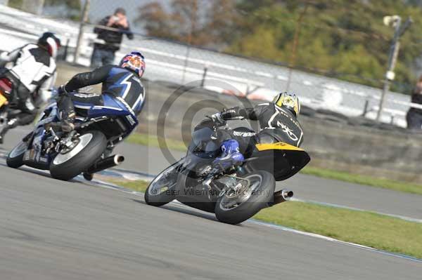Motorcycle action photographs;Trackday digital images;donington;donington park leicestershire;donington photographs;event digital images;eventdigitalimages;no limits trackday;peter wileman photography;trackday;trackday photos