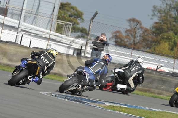 Motorcycle action photographs;Trackday digital images;donington;donington park leicestershire;donington photographs;event digital images;eventdigitalimages;no limits trackday;peter wileman photography;trackday;trackday photos