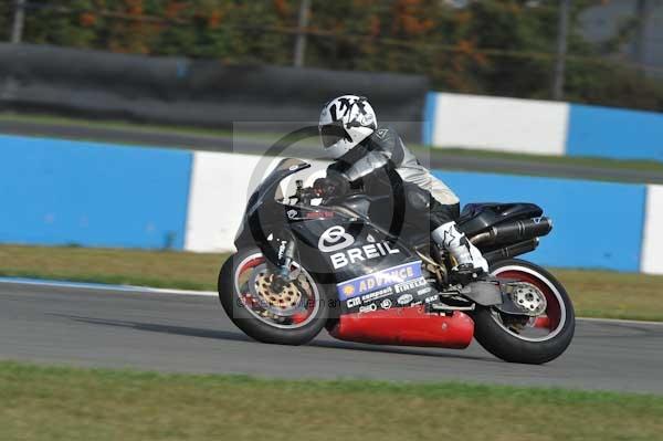 Motorcycle action photographs;Trackday digital images;donington;donington park leicestershire;donington photographs;event digital images;eventdigitalimages;no limits trackday;peter wileman photography;trackday;trackday photos