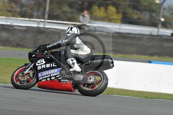 Motorcycle action photographs;Trackday digital images;donington;donington park leicestershire;donington photographs;event digital images;eventdigitalimages;no limits trackday;peter wileman photography;trackday;trackday photos
