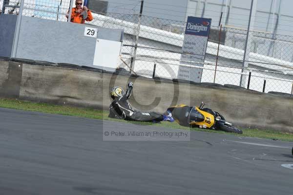 Motorcycle action photographs;Trackday digital images;donington;donington park leicestershire;donington photographs;event digital images;eventdigitalimages;no limits trackday;peter wileman photography;trackday;trackday photos