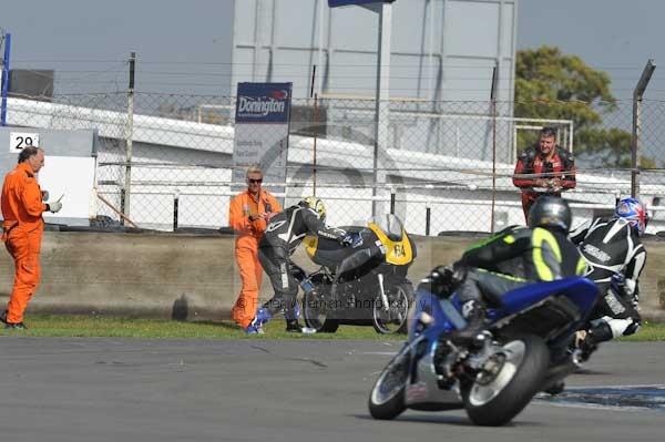 Motorcycle action photographs;Trackday digital images;donington;donington park leicestershire;donington photographs;event digital images;eventdigitalimages;no limits trackday;peter wileman photography;trackday;trackday photos