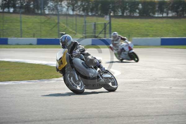 Motorcycle action photographs;Trackday digital images;donington;donington park leicestershire;donington photographs;event digital images;eventdigitalimages;no limits trackday;peter wileman photography;trackday;trackday photos