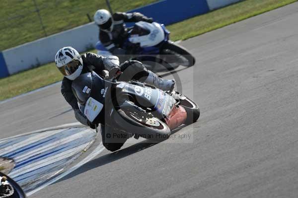 Motorcycle action photographs;Trackday digital images;donington;donington park leicestershire;donington photographs;event digital images;eventdigitalimages;no limits trackday;peter wileman photography;trackday;trackday photos