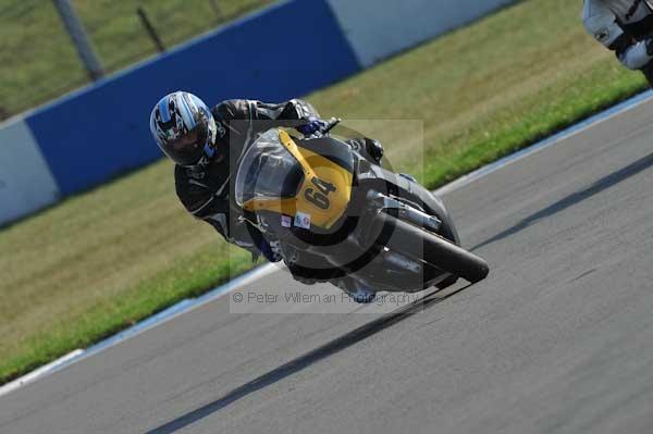 Motorcycle action photographs;Trackday digital images;donington;donington park leicestershire;donington photographs;event digital images;eventdigitalimages;no limits trackday;peter wileman photography;trackday;trackday photos